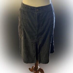 Caslon pin wale corduroy skirt dark green sz 14